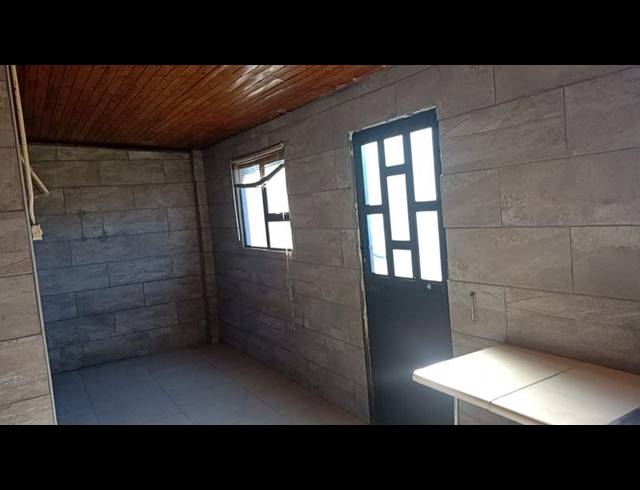 3 BEDROOM PROPERTY TO RENT IN KRUGERSDORP WEST